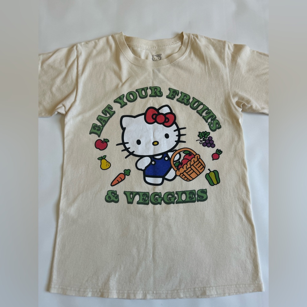 Hello Kitty fun print t-shirt